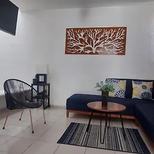 Casa En Puesta Del Sol/excelente Ubicación/2 Hab/wifi/netflix/super Comoda Сasa de vacaciones